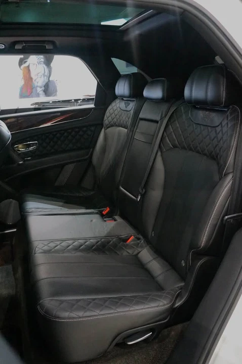 2018 Bentley Bentayga - Image 10 of 10