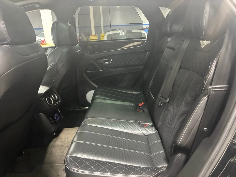 2018 Bentley Bentayga - Image 3 of 8
