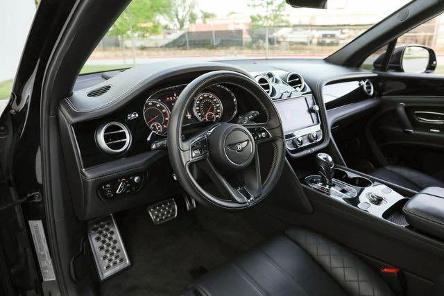 2018 Bentley Bentayga - Image 9 of 20