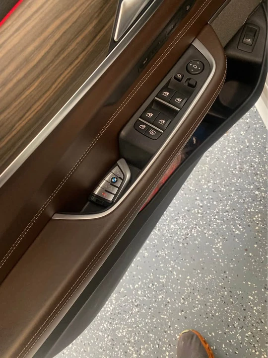 2018 Bentley Bentayga - Image 6 of 6