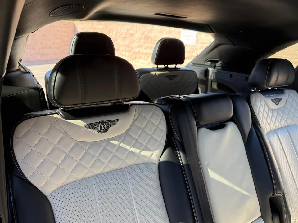 2018 Bentley Bentayga - Image 8 of 9