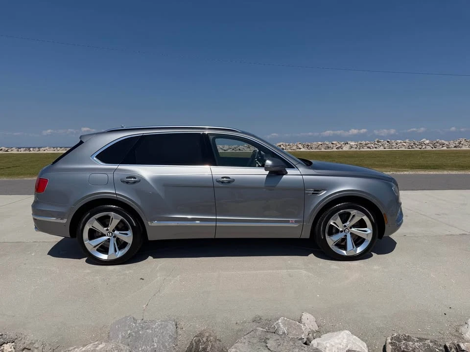 2018 Bentley Bentayga - Image 7 of 20