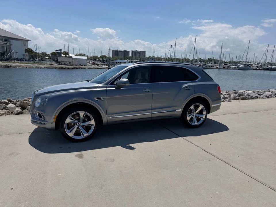 2018 Bentley Bentayga - Image 10 of 20