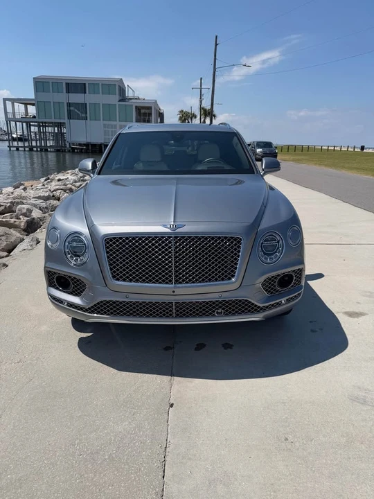 2018 Bentley Bentayga - Image 9 of 20