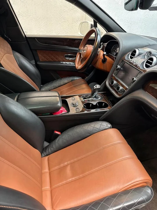 2018 Bentley Bentayga - Image 5 of 9