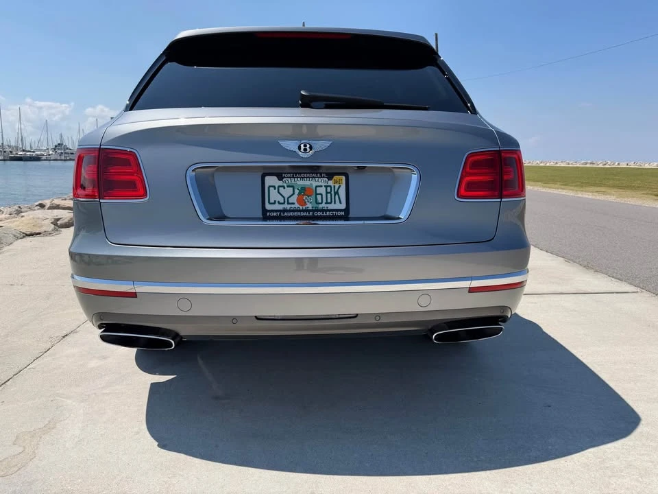2018 Bentley Bentayga - Image 2 of 20