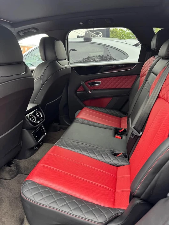 2018 Bentley Bentayga - Image 3 of 8