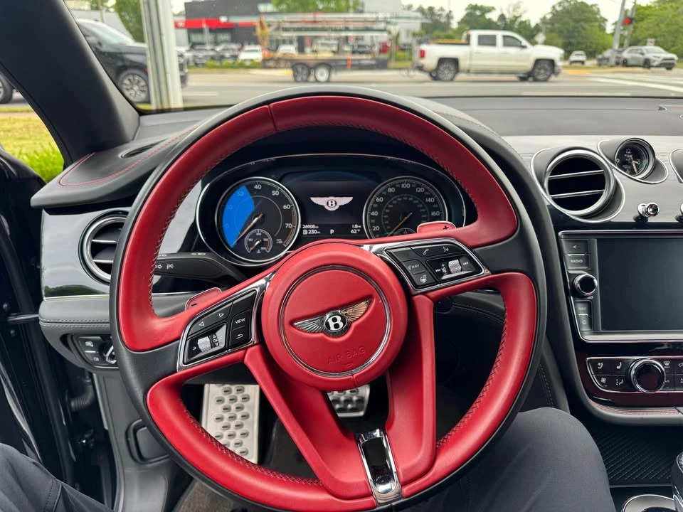 2018 Bentley Bentayga - Image 6 of 8
