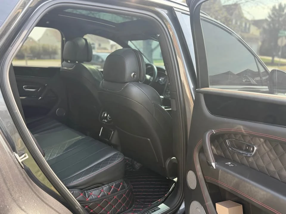 2018 Bentley Bentayga - Image 12 of 15