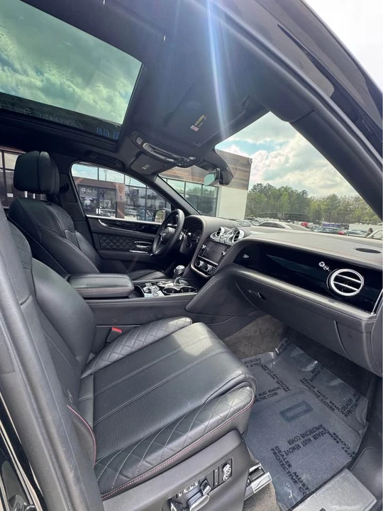 2018 Bentley Bentayga - Image 11 of 11