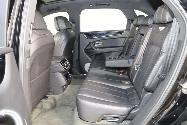 2018 Bentley Bentayga - Image 17 of 20