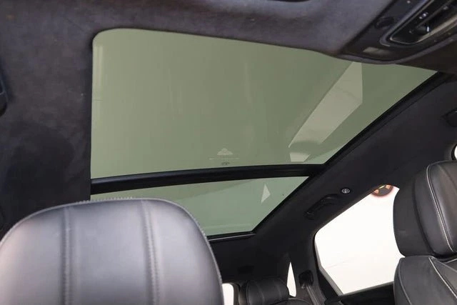 2018 Bentley Bentayga - Image 8 of 20