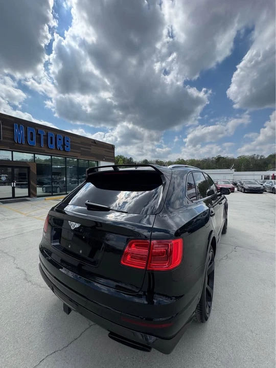 2018 Bentley Bentayga - Image 6 of 11