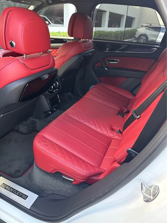 2018 Bentley Bentayga - Image 7 of 9