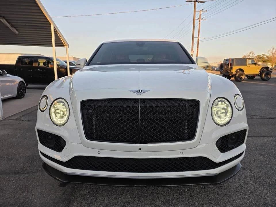 2018 Bentley Bentayga - Image 2 of 16