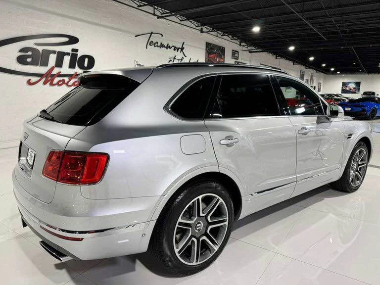2018 Bentley Bentayga - Image 6 of 15