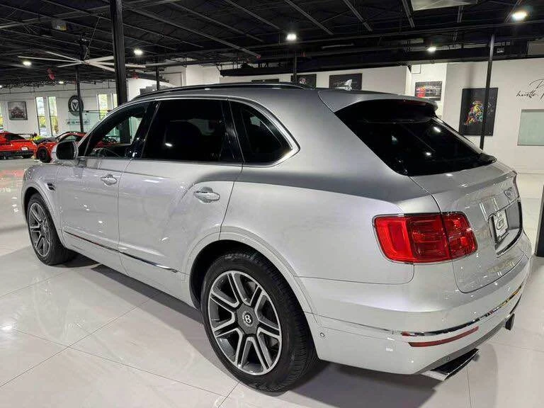 2018 Bentley Bentayga - Image 4 of 15