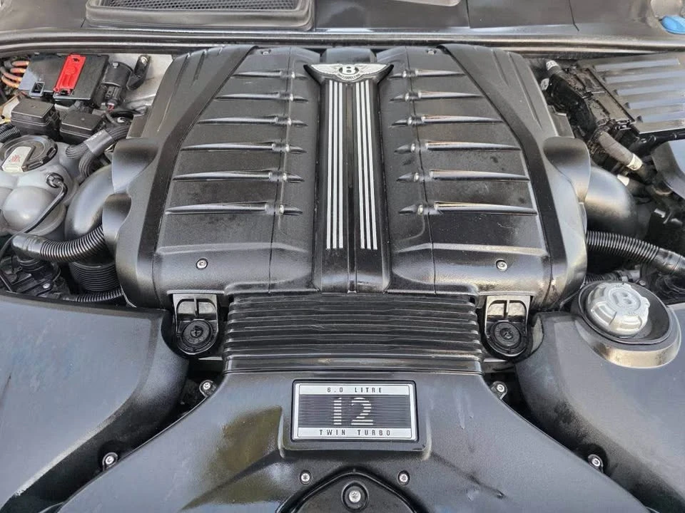 2018 Bentley Bentayga - Image 14 of 16