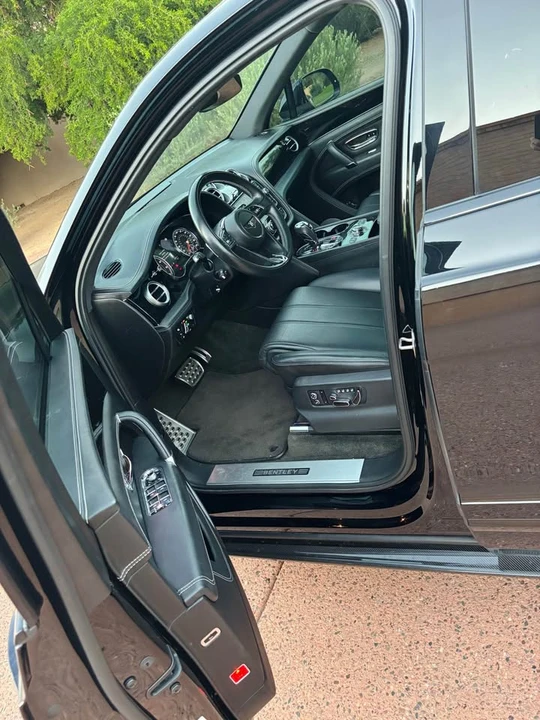 2018 Bentley Bentayga - Image 5 of 5