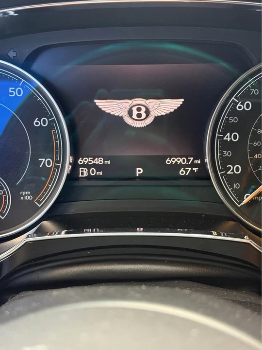 2018 Bentley Bentayga - Image 5 of 11