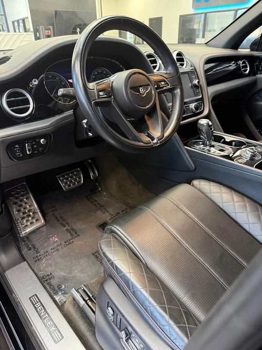 2018 Bentley Bentayga - Image 4 of 11