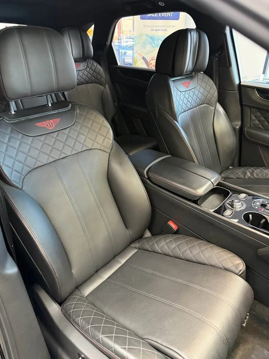2018 Bentley Bentayga - Image 8 of 11