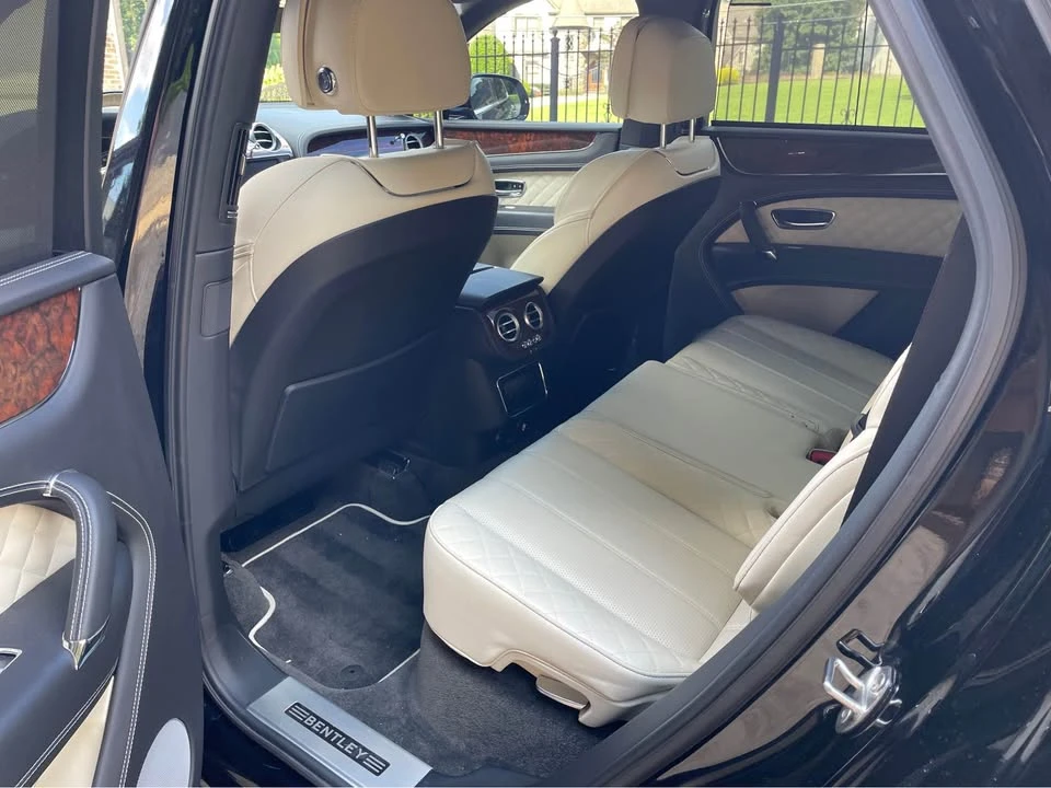 2018 Bentley Bentayga - Image 8 of 13