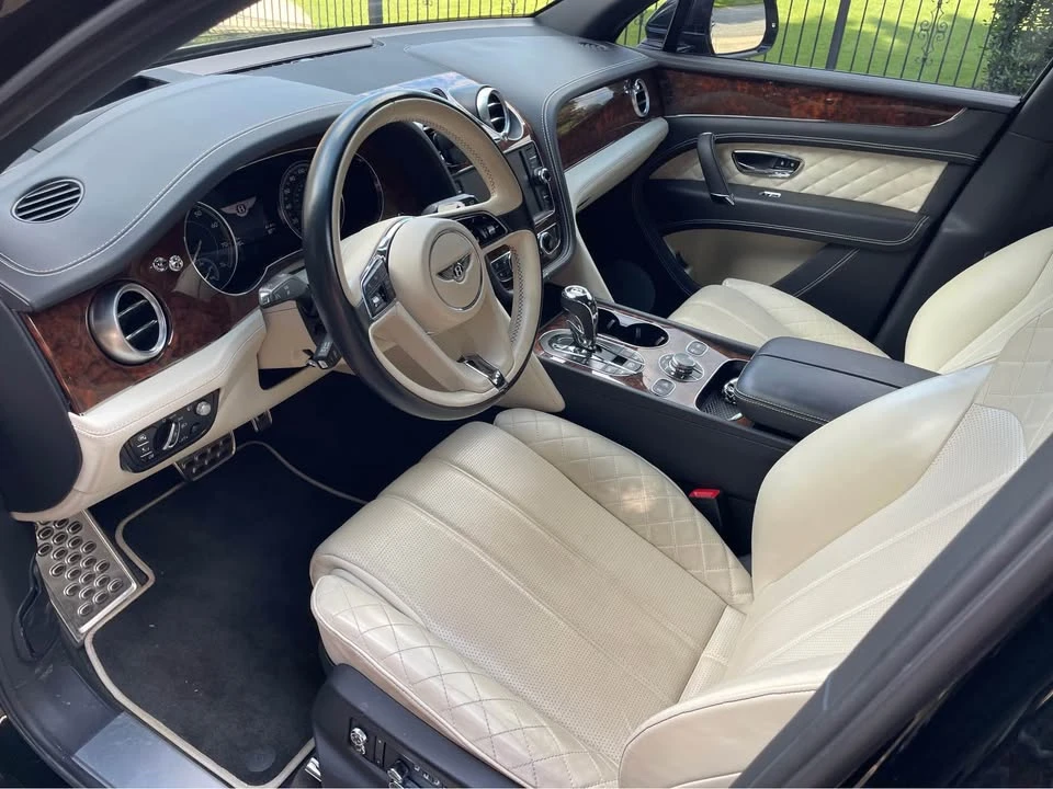 2018 Bentley Bentayga - Image 7 of 13
