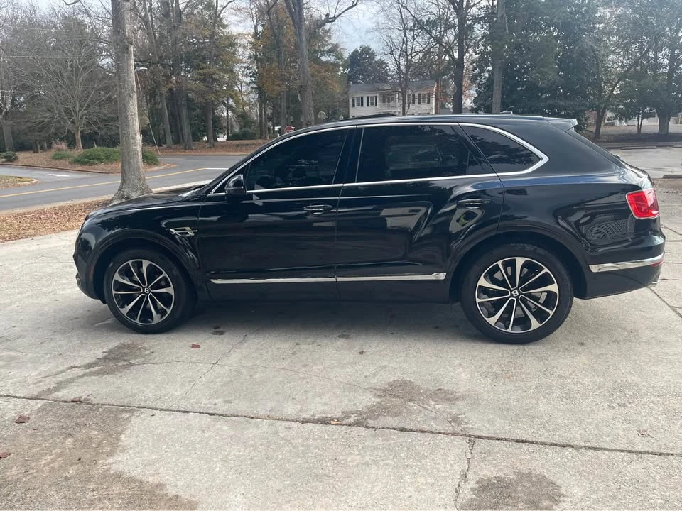 2018 Bentley Bentayga - Image 3 of 6