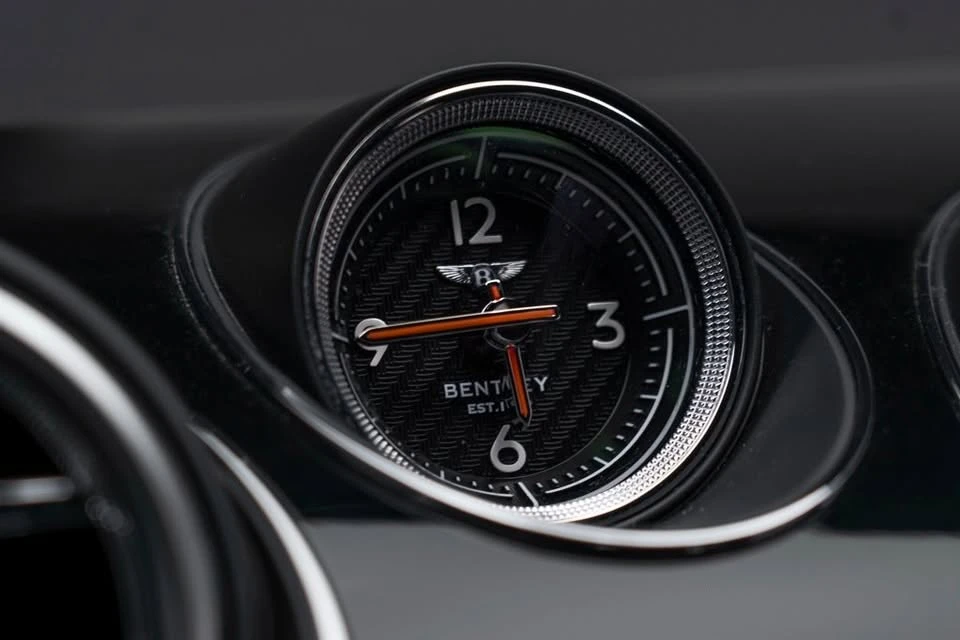 2018 Bentley Bentayga - Image 11 of 18