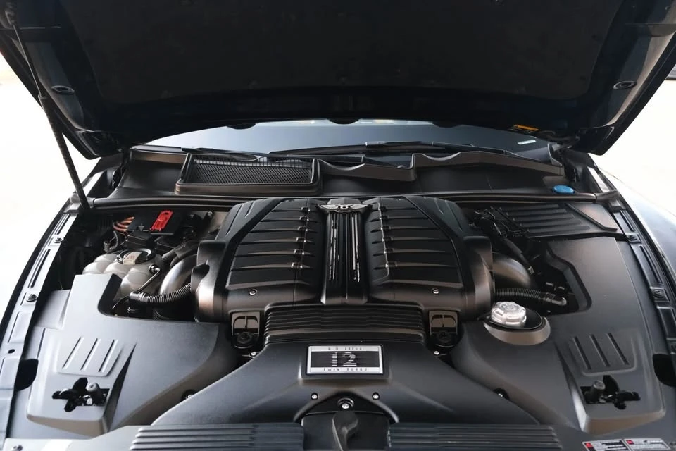 2018 Bentley Bentayga - Image 18 of 20