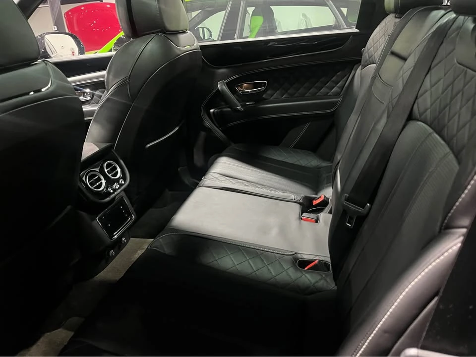2018 Bentley Bentayga - Image 7 of 9
