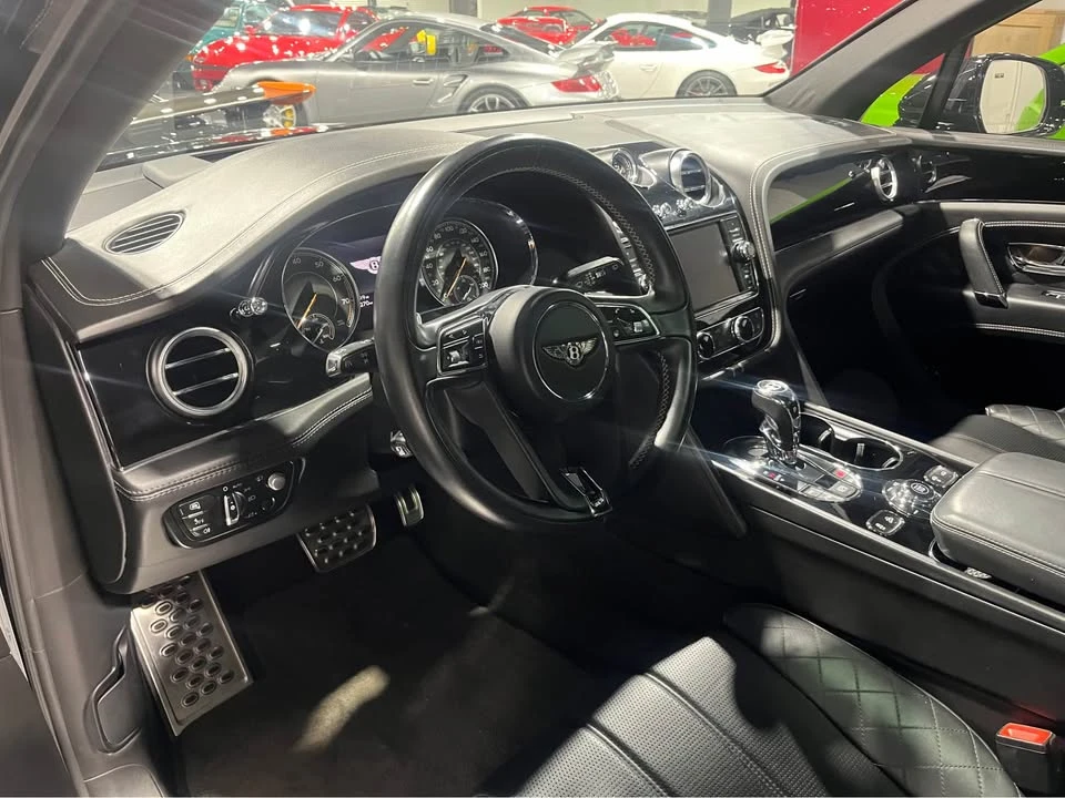 2018 Bentley Bentayga - Image 8 of 9