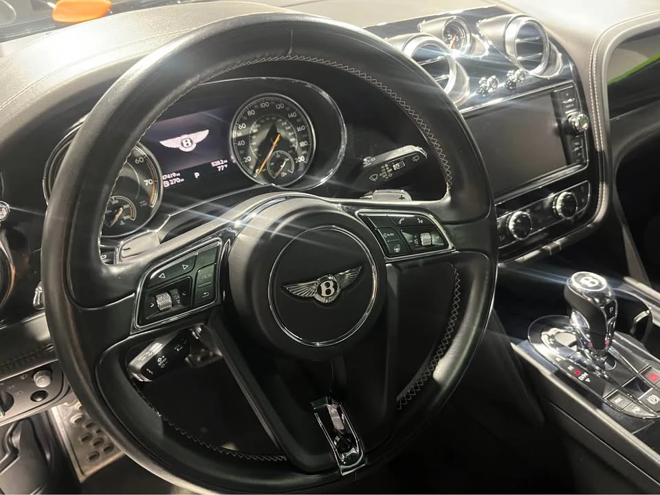 2018 Bentley Bentayga - Image 9 of 9