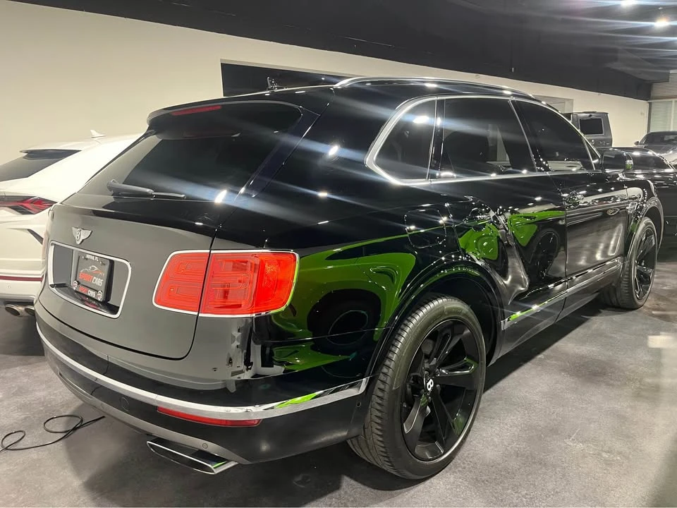 2018 Bentley Bentayga - Image 5 of 9