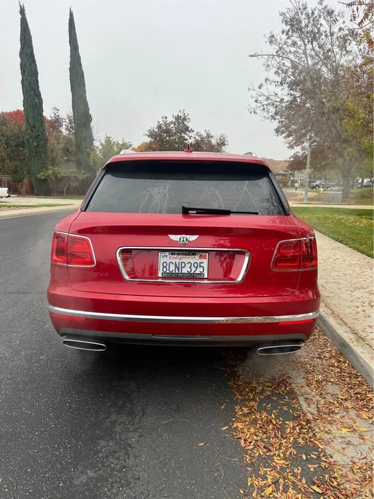 2018 Bentley Bentayga - Image 4 of 16