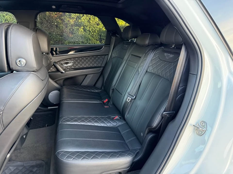 2018 Bentley Bentayga - Image 14 of 19