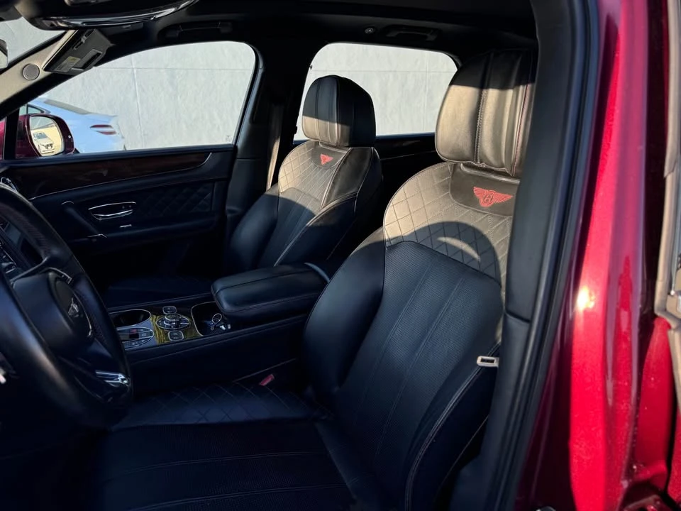 2018 Bentley Bentayga - Image 18 of 20