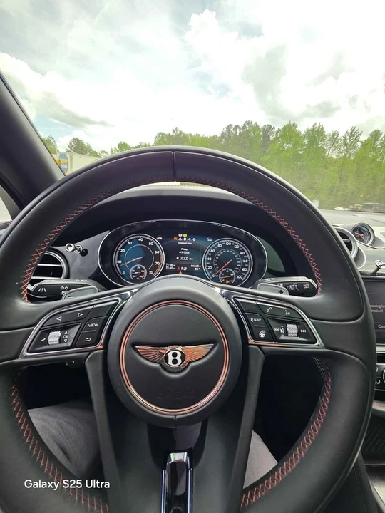 2018 Bentley Bentayga - Image 11 of 14