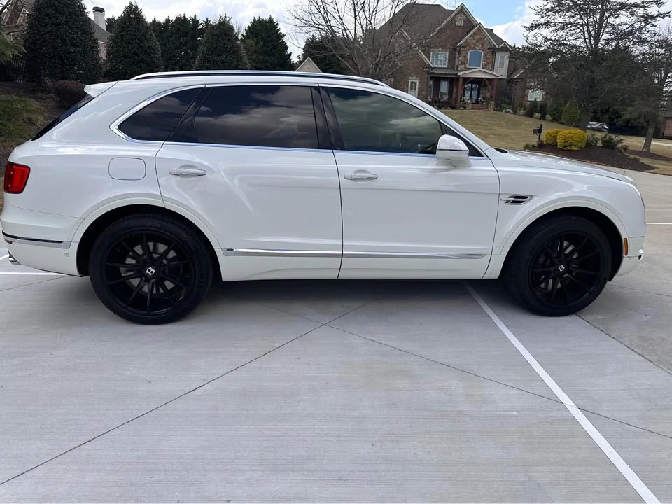 2018 Bentley Bentayga - Image 4 of 20
