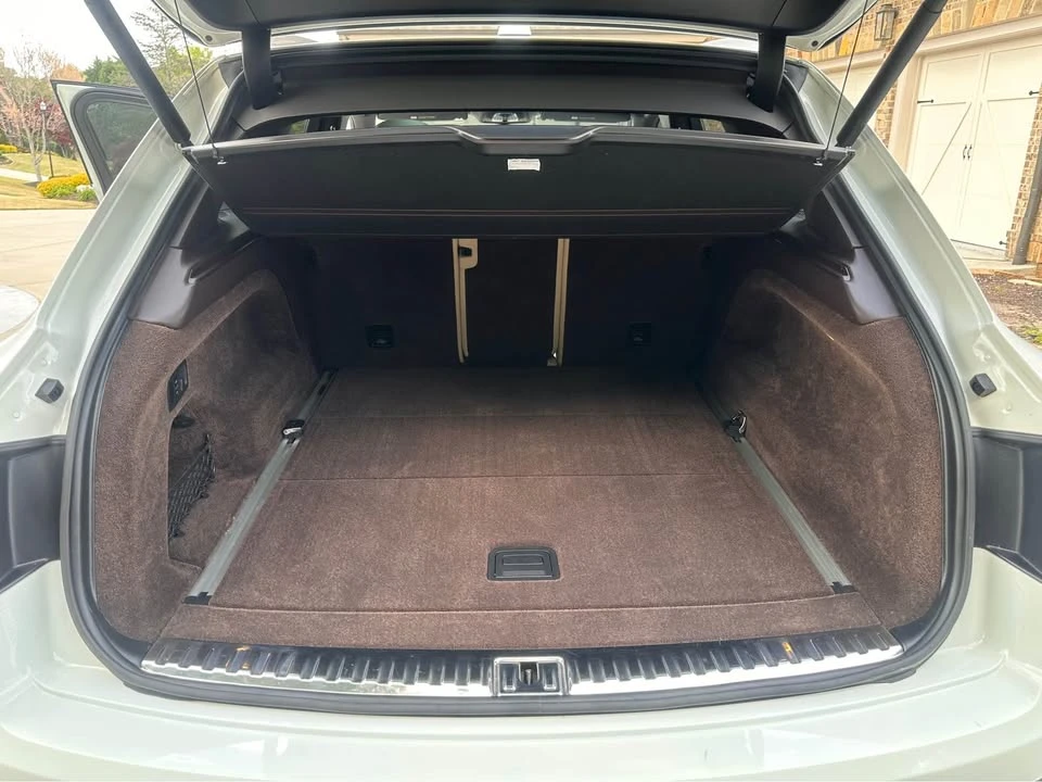 2018 Bentley Bentayga - Image 11 of 20