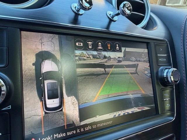 2018 Bentley Bentayga - Image 19 of 20