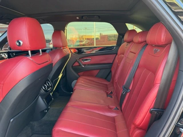 2018 Bentley Bentayga - Image 11 of 20
