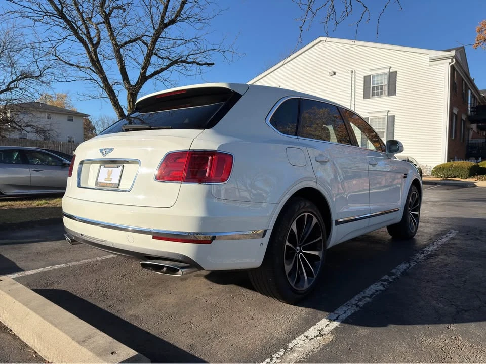 2018 Bentley Bentayga - Image 4 of 20