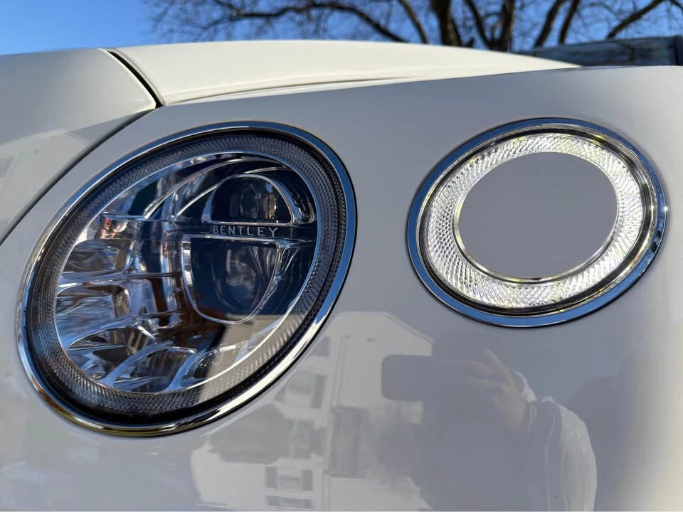 2018 Bentley Bentayga - Image 9 of 20