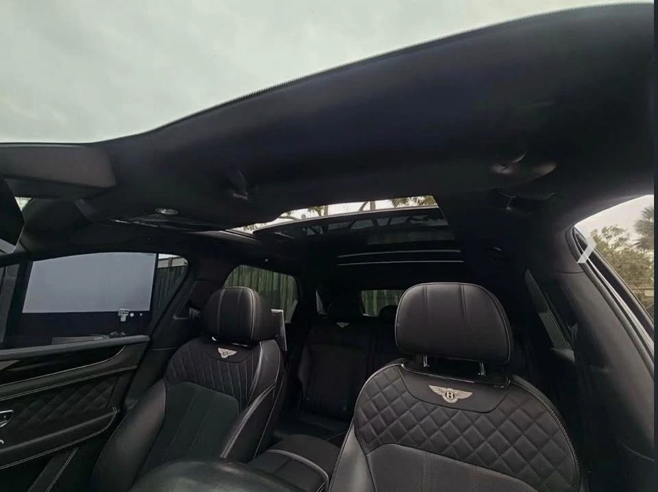 2018 Bentley Bentayga - Image 10 of 13