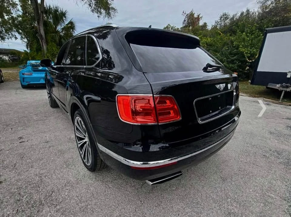 2018 Bentley Bentayga - Image 2 of 13