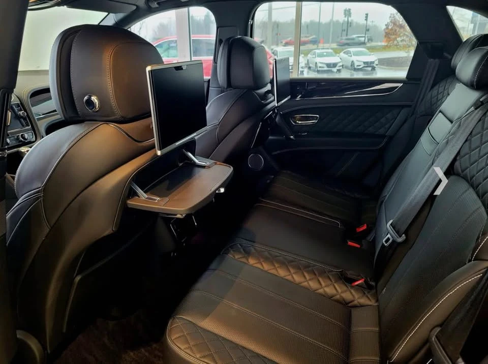 2018 Bentley Bentayga - Image 6 of 13