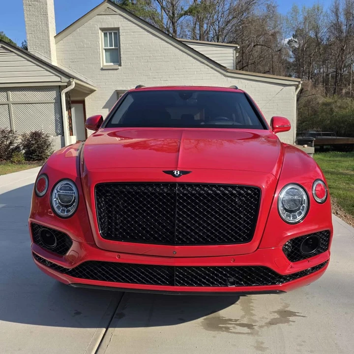 2018 Bentley Bentayga - Image 2 of 17