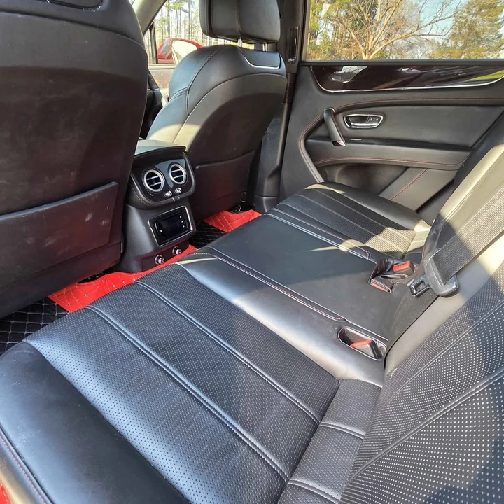 2018 Bentley Bentayga - Image 12 of 17